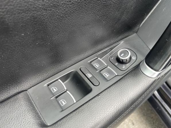Volkswagen Passat B7 с пробегом 2012 года, цена 1 104 500 рублей, 280426 км, седан, Автокод Объявления