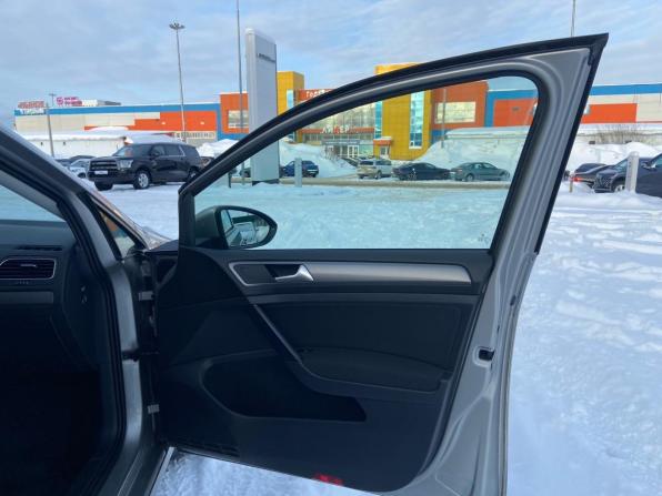 Volkswagen Golf VII с пробегом 2013 года, цена 1 330 000 рублей, 116068 км, хэтчбек, Автокод Объявления