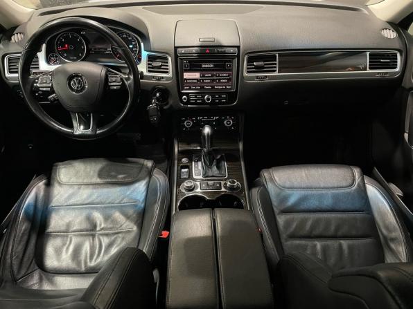 Volkswagen Touareg II Рестайлинг с пробегом 2015 года, цена 2 970 000 рублей, 204603 км, внедорожник, Автокод Объявления