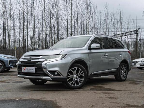 Mitsubishi Outlander III Рестайлинг 2 с пробегом 2017 года, цена 1 487 000 рублей, 182532 км, внедорожник, Автокод Объявления