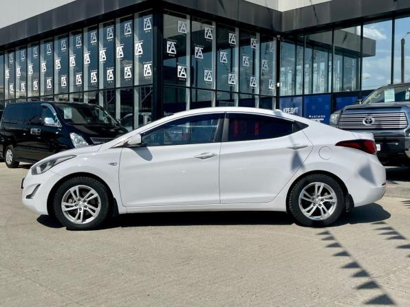 Hyundai Elantra V (MD) Рестайлинг с пробегом 2015 года, цена 900 000 рублей, 177700 км, седан, Автокод Объявления