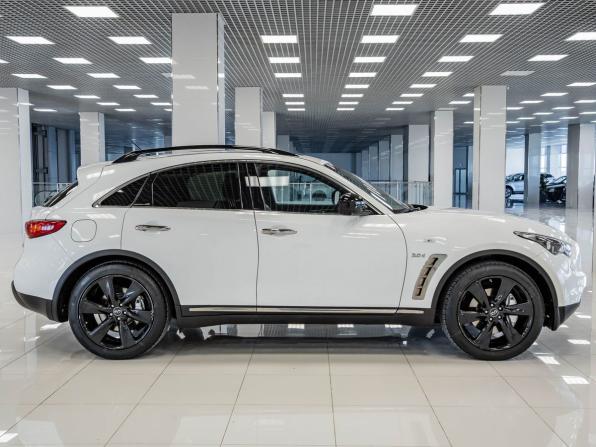 Infiniti QX70 с пробегом 2014 года, цена 2 352 000 рублей, 125354 км, внедорожник, Автокод Объявления
