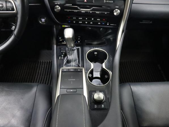 Lexus RX IV Рестайлинг с пробегом 2020 года, цена 3 870 000 рублей, 116854 км, внедорожник, Автокод Объявления