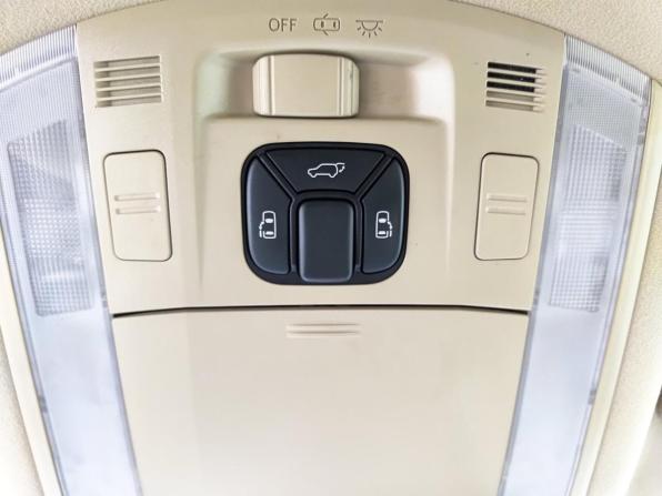 Toyota Alphard II с пробегом 2012 года, цена 3 000 000 рублей, 204716 км, минивэн, Автокод Объявления