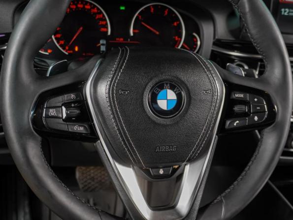 BMW 5 серии VII (G30/G31/G38) с пробегом 2018 года, цена 3 049 000 рублей, 112565 км, седан, Автокод Объявления