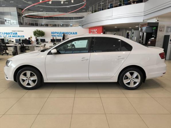 Volkswagen Jetta VI Рестайлинг с пробегом 2015 года, цена 850 000 рублей, 227845 км, седан, Автокод Объявления