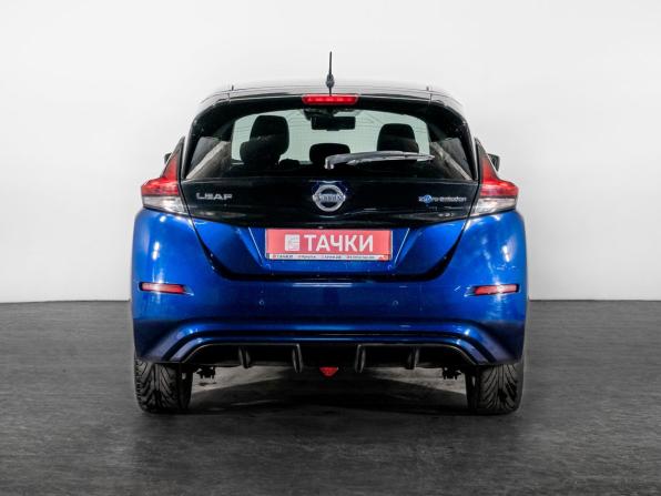 Nissan Leaf II (ZE1) с пробегом 2017 года, цена 1 780 000 рублей, 154508 км, хэтчбек, Автокод Объявления