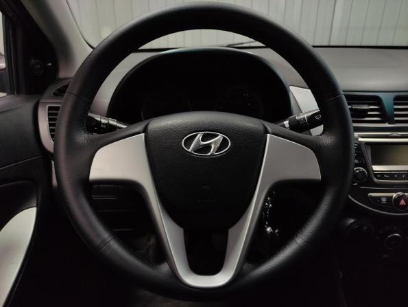 Hyundai Solaris I Рестайлинг с пробегом 2016 года, цена 880 000 рублей, 127435 км, седан, Автокод Объявления