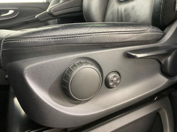 Mercedes-Benz V-Класс III (W447) с пробегом 2016 года, цена 3 509 000 рублей, 141000 км, минивэн, Автокод Объявления