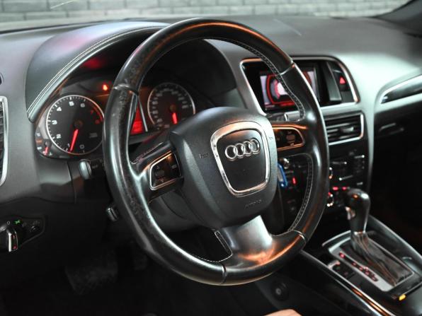 Audi Q5 I (8R) с пробегом 2011 года, цена 1 100 000 рублей, 252526 км, внедорожник, Автокод Объявления