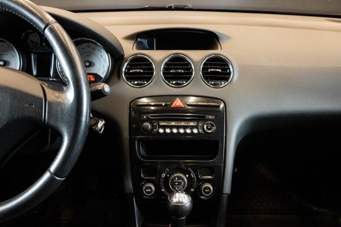 Peugeot 408 I с пробегом 2013 года, цена 699 000 рублей, 116050 км, седан, Автокод Объявления