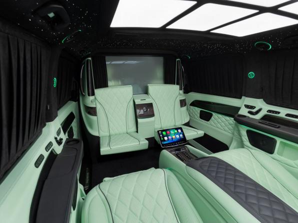 Mercedes-Benz V-Класс III (W447) Рестайлинг 2 с пробегом 2025 года, цена 46 000 000 рублей, 89 км, минивэн, Автокод Объявления