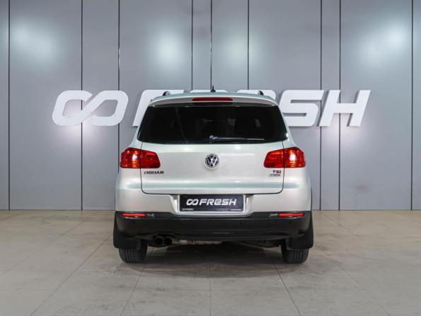 Volkswagen Tiguan I Рестайлинг с пробегом 2014 года, цена 1 049 000 рублей, 240840 км, внедорожник, Автокод Объявления