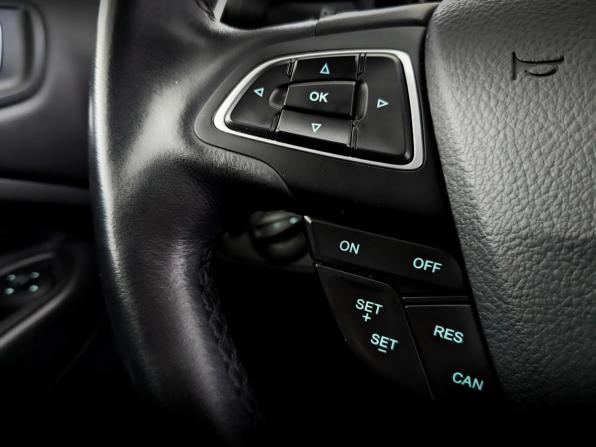 Ford Kuga II Рестайлинг с пробегом 2018 года, цена 1 670 000 рублей, 142000 км, внедорожник, Автокод Объявления