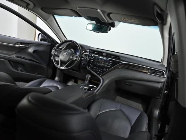 Toyota Camry VIII (XV70) с пробегом 2018 года, цена 2 449 000 рублей, 139000 км, седан, Автокод Объявления