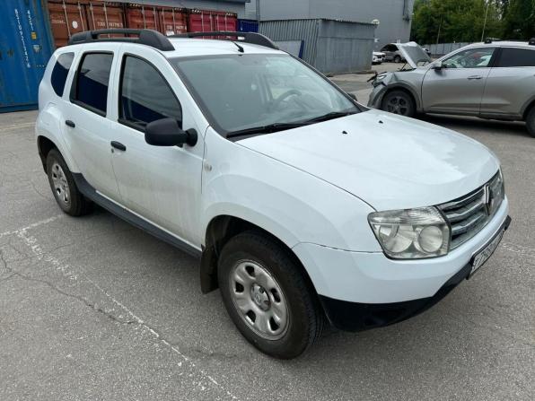 Renault Duster I с пробегом 2014 года, цена 772 000 рублей, 121090 км, внедорожник, Автокод Объявления