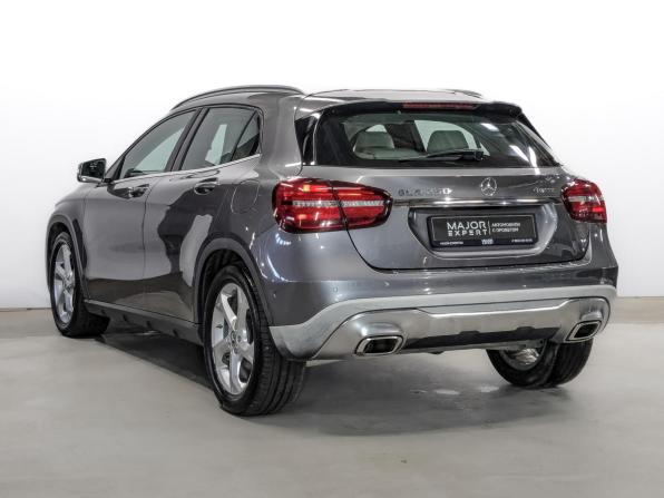 Mercedes-Benz GLA I (X156) Рестайлинг с пробегом 2018 года, цена 2 380 000 рублей, 114718 км, внедорожник, Автокод Объявления