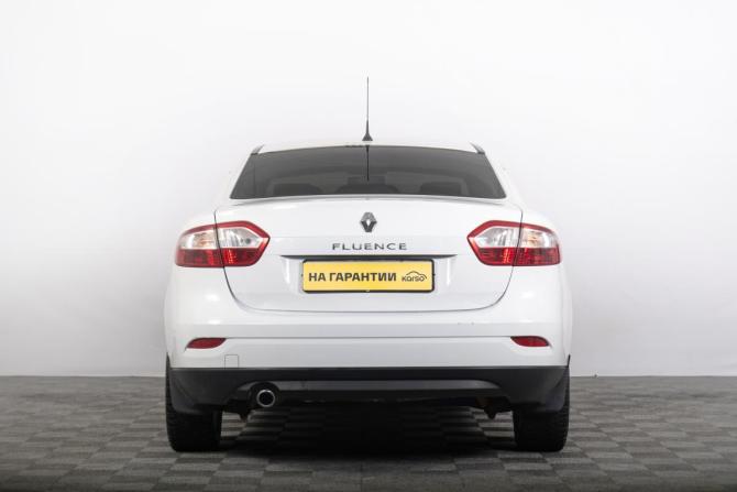 Renault Fluence I Рестайлинг с пробегом 2015 года, цена 979 000 рублей, 181000 км, седан, Автокод Объявления