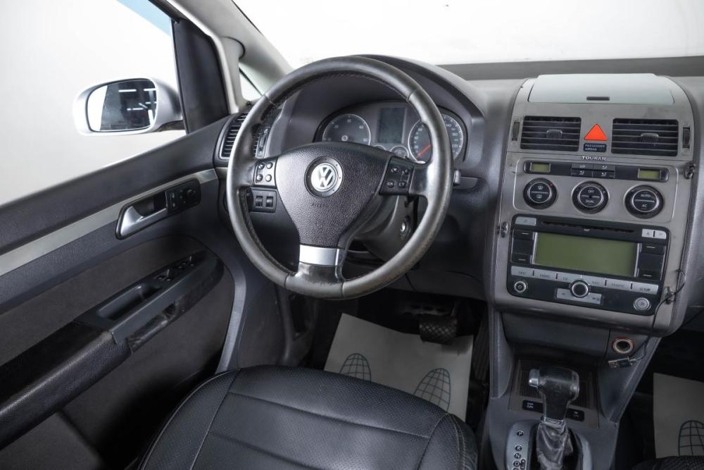 Volkswagen Touran I Рестайлинг Пермь  - изображение 12