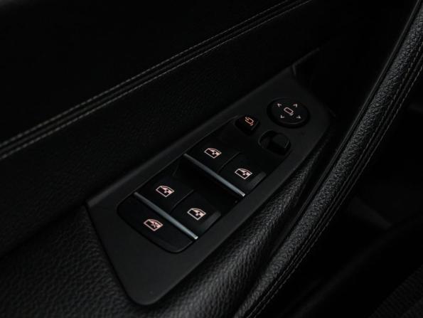 BMW 5 серии VII (G30/G31/G38) с пробегом 2017 года, цена 2 599 000 рублей, 169061 км, седан, Автокод Объявления