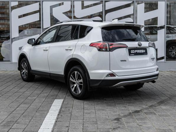 Toyota RAV4 IV (XA40) Рестайлинг с пробегом 2018 года, цена 2 398 000 рублей, 137908 км, внедорожник, Автокод Объявления