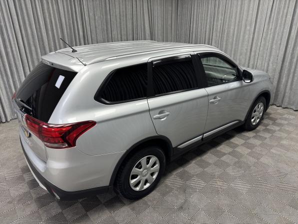 Mitsubishi Outlander III Рестайлинг 2 с пробегом 2015 года, цена 1 780 000 рублей, 185672 км, внедорожник, Автокод Объявления