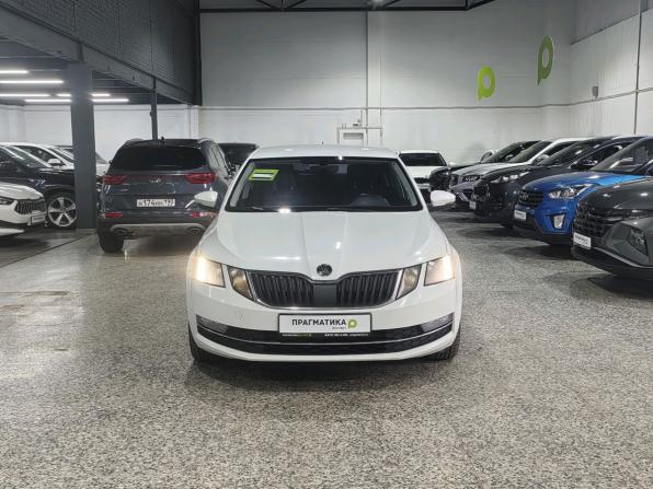 Skoda Octavia III (A7) Рестайлинг с пробегом 2017 года, цена 1 280 000 рублей, 211216 км, лифтбек, Автокод Объявления