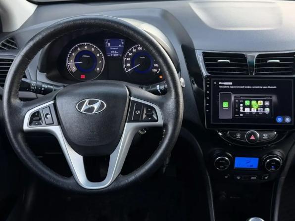 Hyundai Solaris I с пробегом 2013 года, цена 790 000 рублей, 119370 км, седан, Автокод Объявления