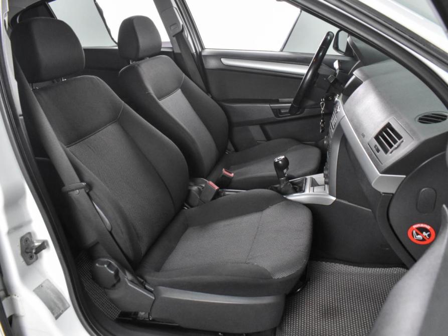 Opel Astra H Рестайлинг Воронеж  - изображение 8