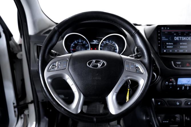 Hyundai ix35 I Рестайлинг с пробегом 2014 года, цена 999 000 рублей, 299471 км, внедорожник, Автокод Объявления