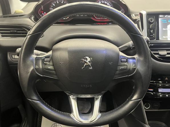 Peugeot 208 I с пробегом 2013 года, цена 570 000 рублей, 217545 км, хэтчбек, Автокод Объявления