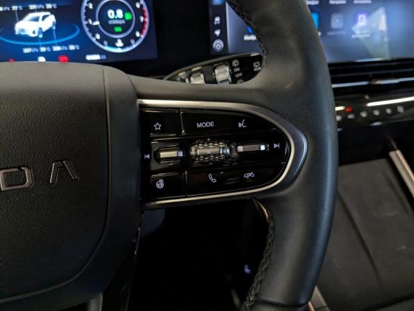 Omoda C5 I с пробегом 2023 года, цена 1 750 000 рублей, 41684 км, внедорожник, Автокод Объявления