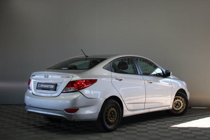 Hyundai Solaris I с пробегом 2013 года, цена 800 000 рублей, 210250 км, седан, Автокод Объявления