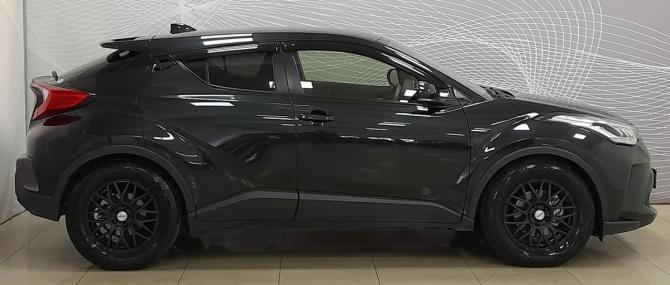 Toyota C-HR I Рестайлинг с пробегом 2020 года, цена 1 999 000 рублей, 83093 км, внедорожник, Автокод Объявления
