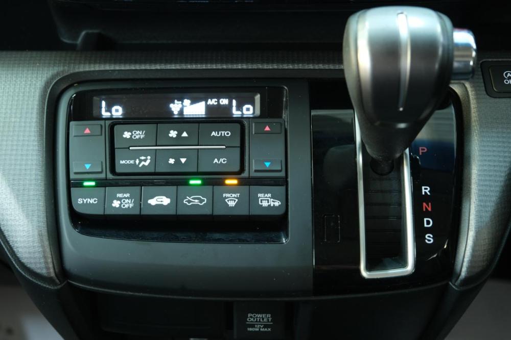 Honda Stepwgn V Рестайлинг Омск  - изображение 18
