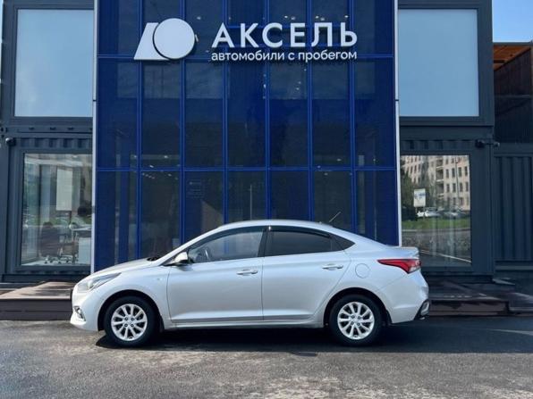 Hyundai Solaris II с пробегом 2017 года, цена 1 109 000 рублей, 137000 км, седан, Автокод Объявления