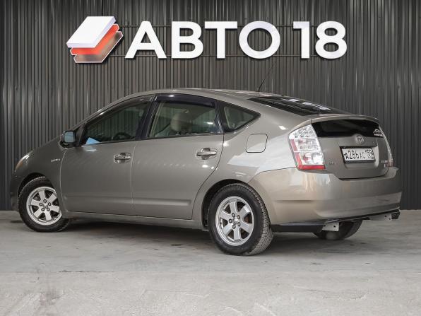 Toyota Prius II Рестайлинг (XW20) с пробегом 2009 года, цена 759 000 рублей, 258000 км, лифтбек, Автокод Объявления