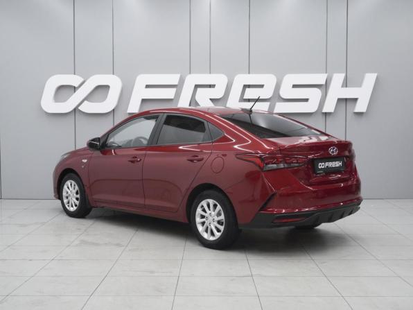 Hyundai Solaris II Рестайлинг с пробегом 2021 года, цена 1 270 000 рублей, 107465 км, седан, Автокод Объявления