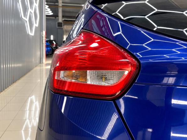 Ford Focus III Рестайлинг с пробегом 2018 года, цена 1 300 000 рублей, 93523 км, хэтчбек, Автокод Объявления
