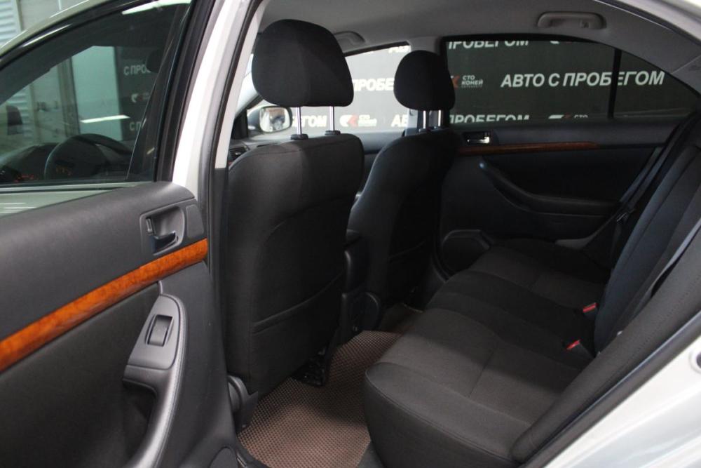 Toyota Avensis II Рестайлинг Томск  - изображение 16