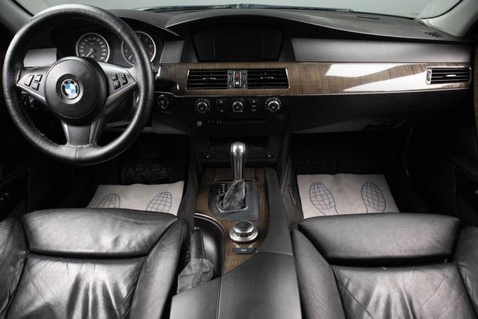 BMW 5 серии V (E60/E61) с пробегом 2006 года, цена 1 349 000 рублей, 232000 км, седан, Автокод Объявления