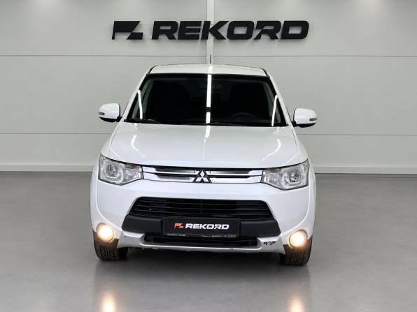 Mitsubishi Outlander III Рестайлинг с пробегом 2014 года, цена 1 199 000 рублей, 247706 км, внедорожник, Автокод Объявления