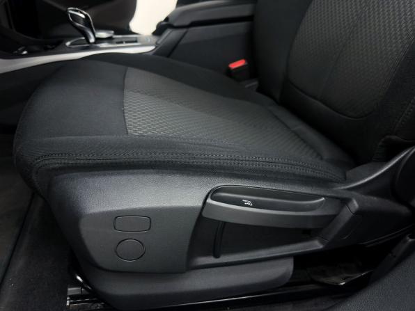 BMW 1 серии III (F40) с пробегом 2021 года, цена 2 400 000 рублей, 86485 км, хэтчбек, Автокод Объявления