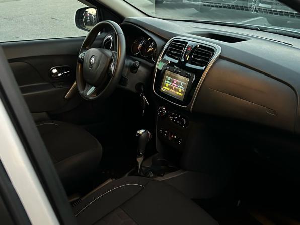 Renault Sandero II с пробегом 2017 года, цена 1 090 000 рублей, 127161 км, хэтчбек, Автокод Объявления