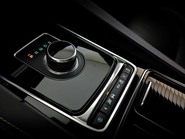 Jaguar F-Pace I с пробегом 2020 года, цена 3 350 000 рублей, 110011 км, внедорожник, Автокод Объявления