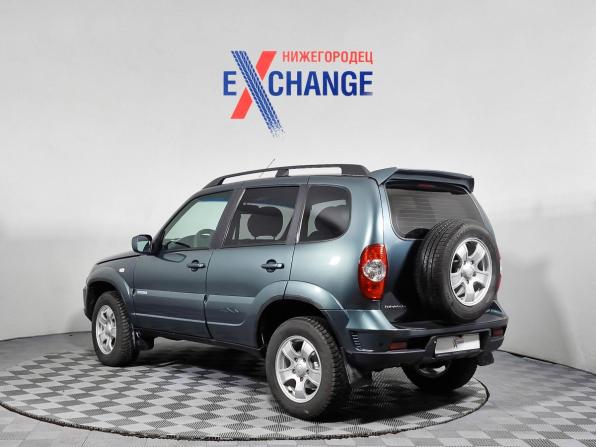 Chevrolet Niva I Рестайлинг с пробегом 2011 года, цена 449 000 рублей, 98716 км, внедорожник, Автокод Объявления