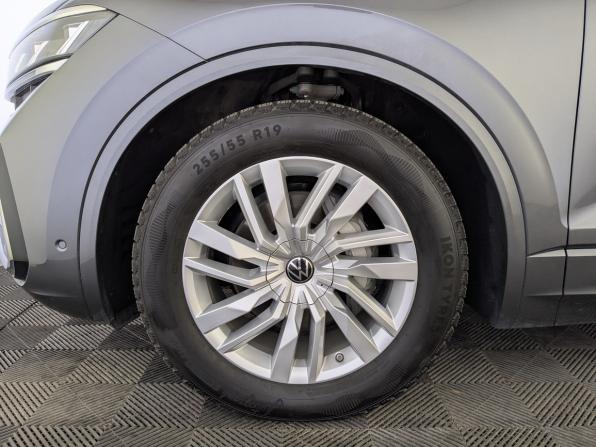 Volkswagen Touareg III Рестайлинг с пробегом 2025 года, цена 8 200 000 рублей, 2517 км, внедорожник, Автокод Объявления