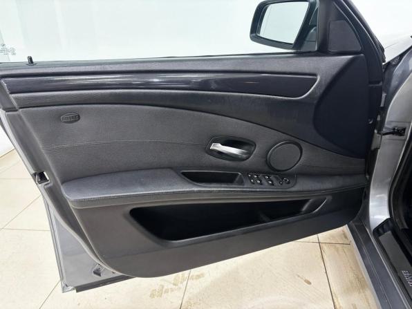 BMW 5 серии V (E60/E61) Рестайлинг с пробегом 2009 года, цена 1 460 000 рублей, 236641 км, седан, Автокод Объявления