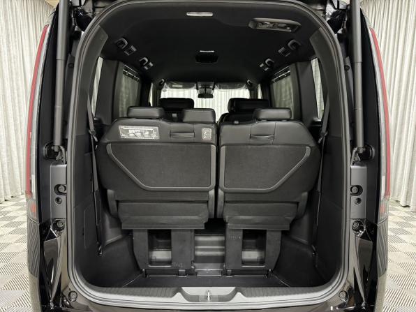 Honda Stepwgn VI с пробегом 2026 года, цена 3 700 000 рублей, 8174 км, минивэн, Автокод Объявления