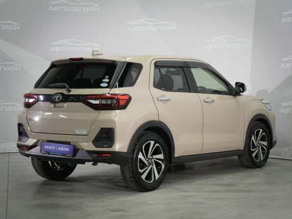 Toyota Raize I с пробегом 2020 года, цена 1 930 000 рублей, 38800 км, внедорожник, Автокод Объявления